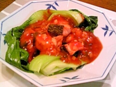 秋鮭・青梗菜でエビチリ風